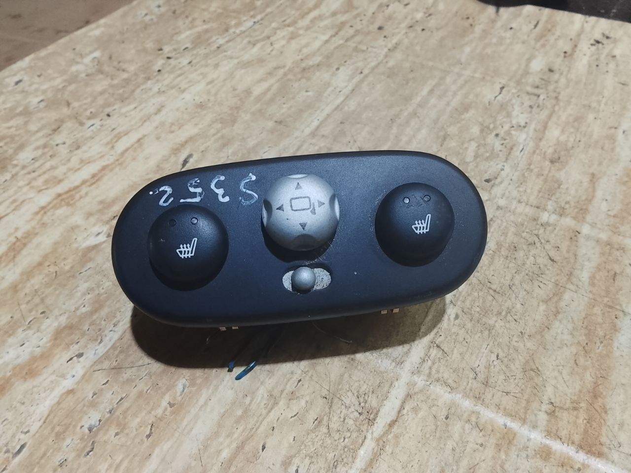 thumb