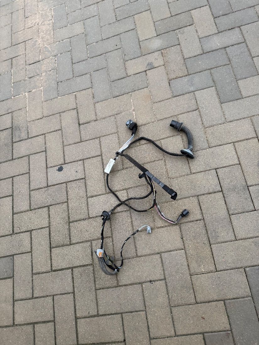 Проводка двери задней левой