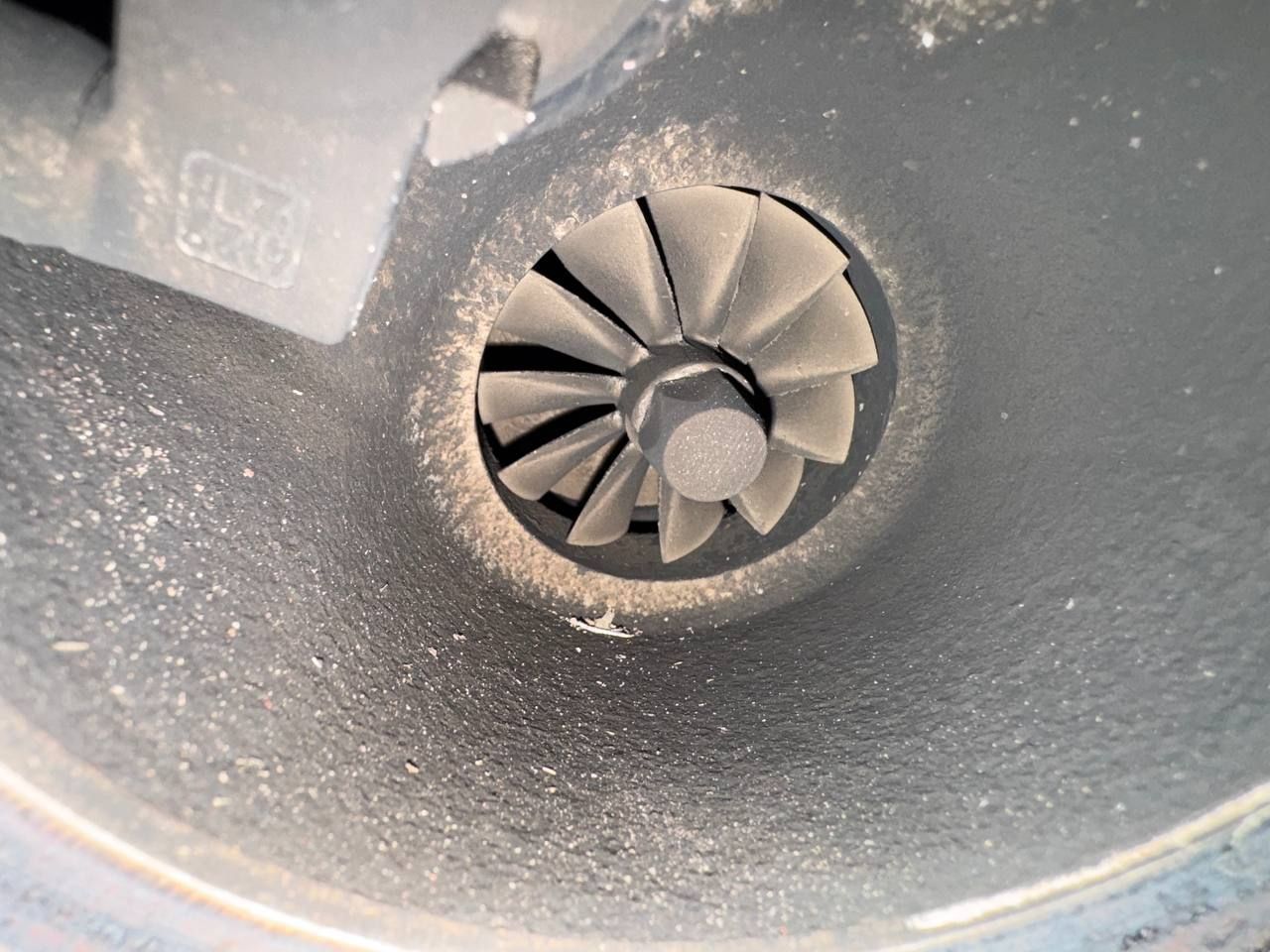 Двигатель Array Array 2011. Купить бу Array Array OEM №CDA. Фото 9