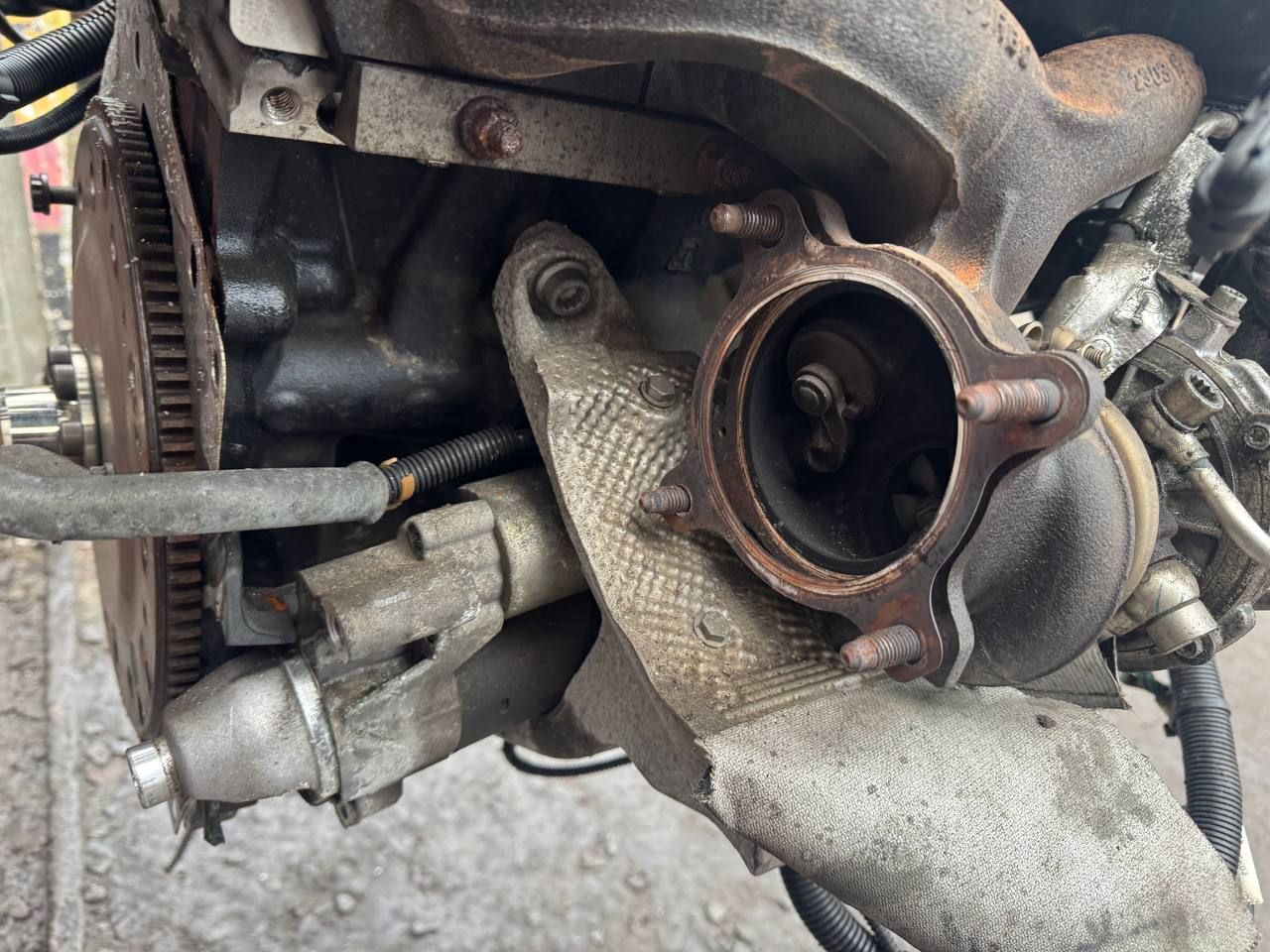 Двигатель Array Array 2012. Купить бу Array Array OEM №CDN. Фото 13