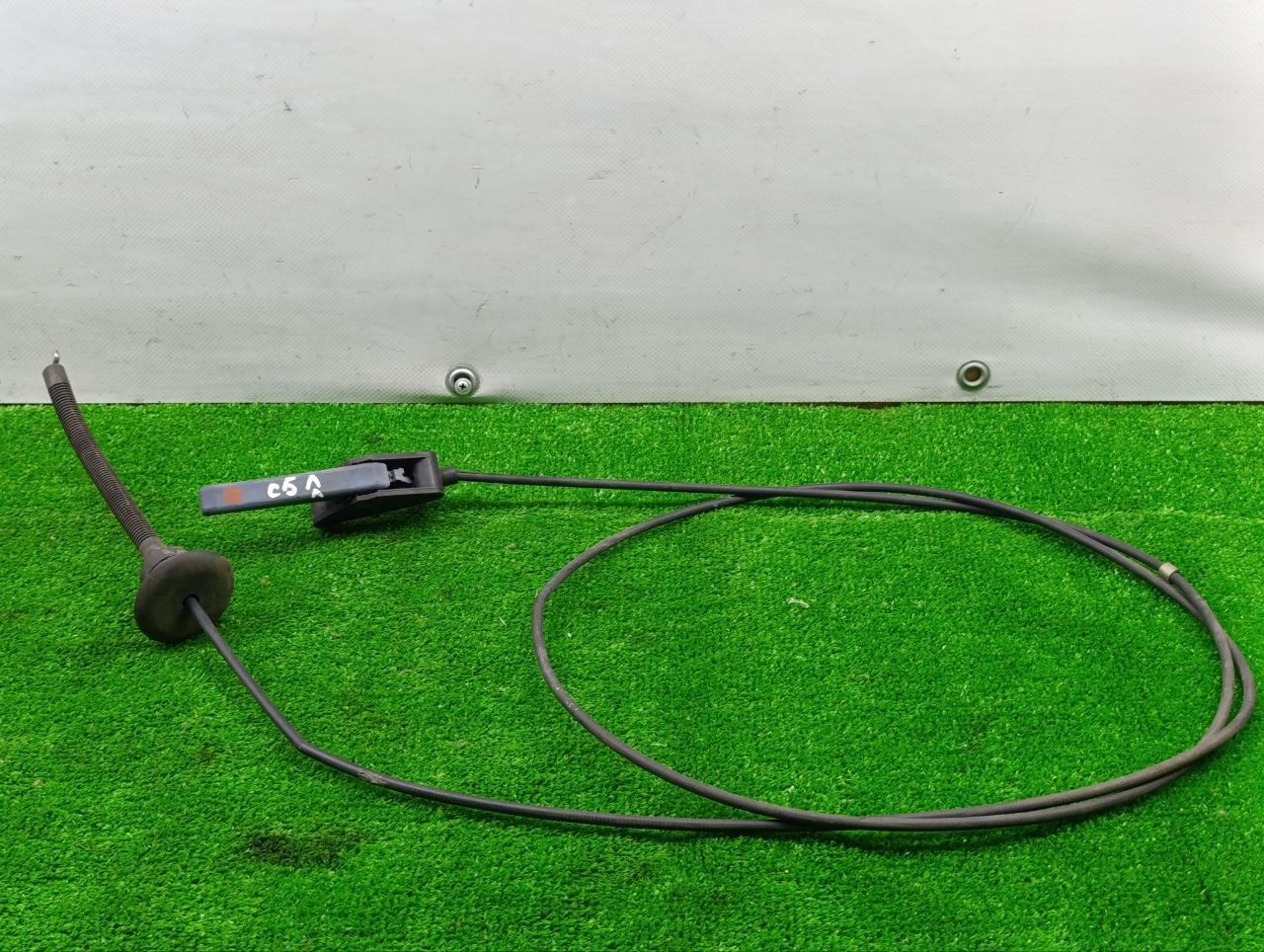 Трос капота