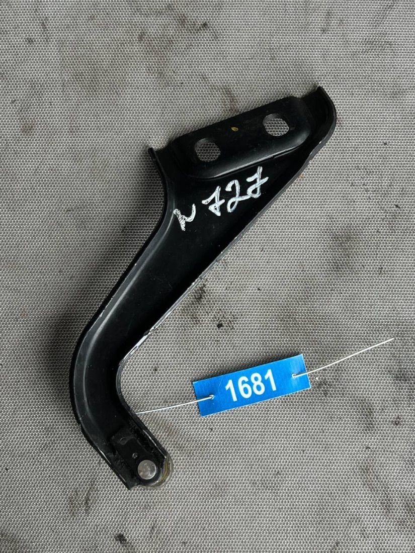 Mercedes Vito W639 — Ролик двери сдвижной, фото 1
