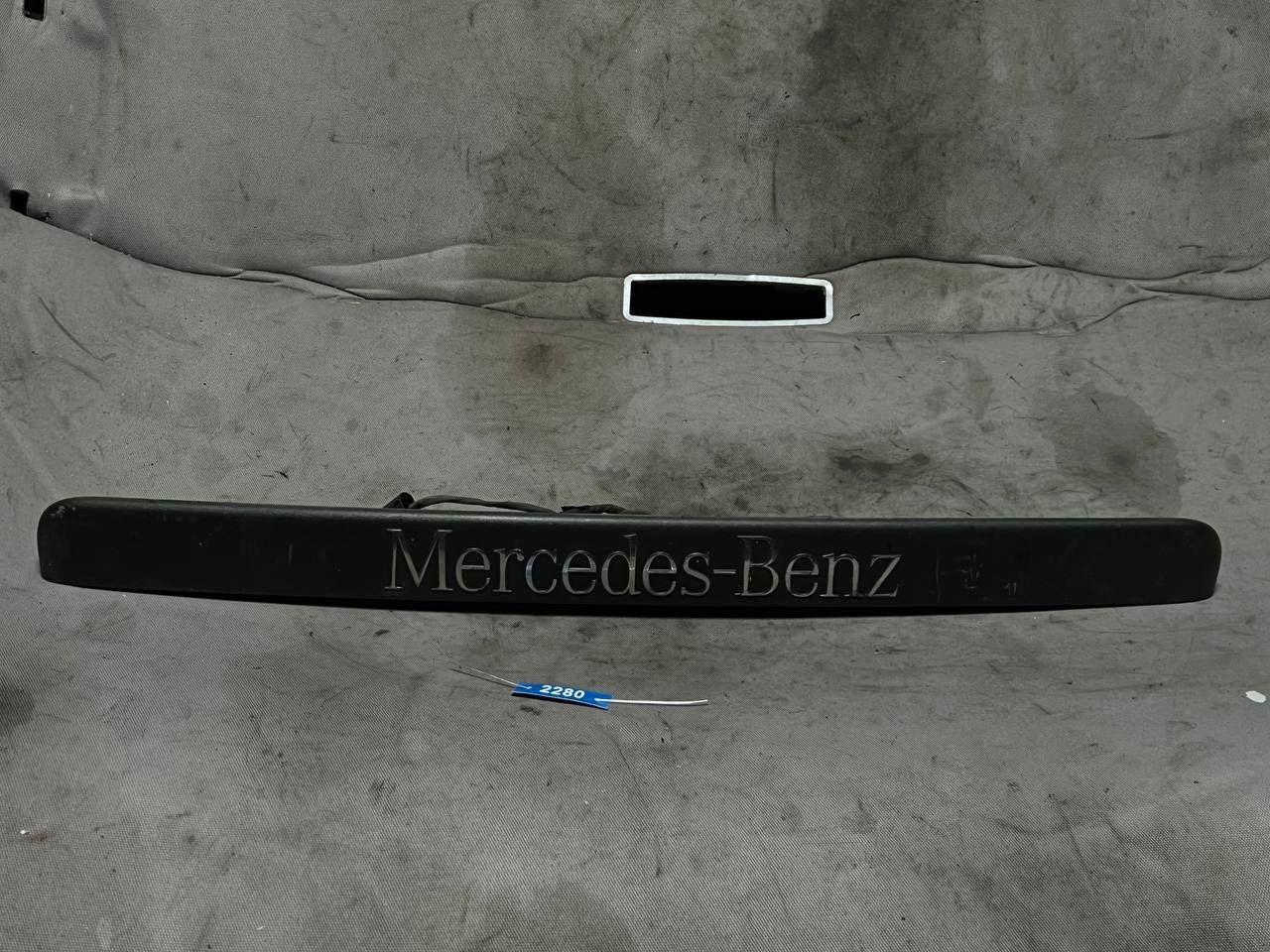 Mercedes Vito W639 — Подсветка номера, фото 1
