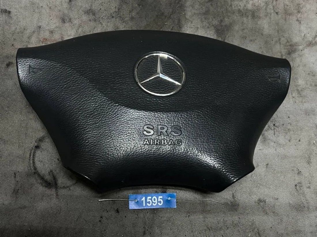 Mercedes Vito W639 — Подушка безопасности водителя, фото 1