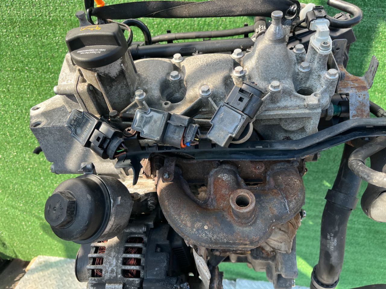 Двигатель Volkswagen Polo 1.2л 2003 — фото 10