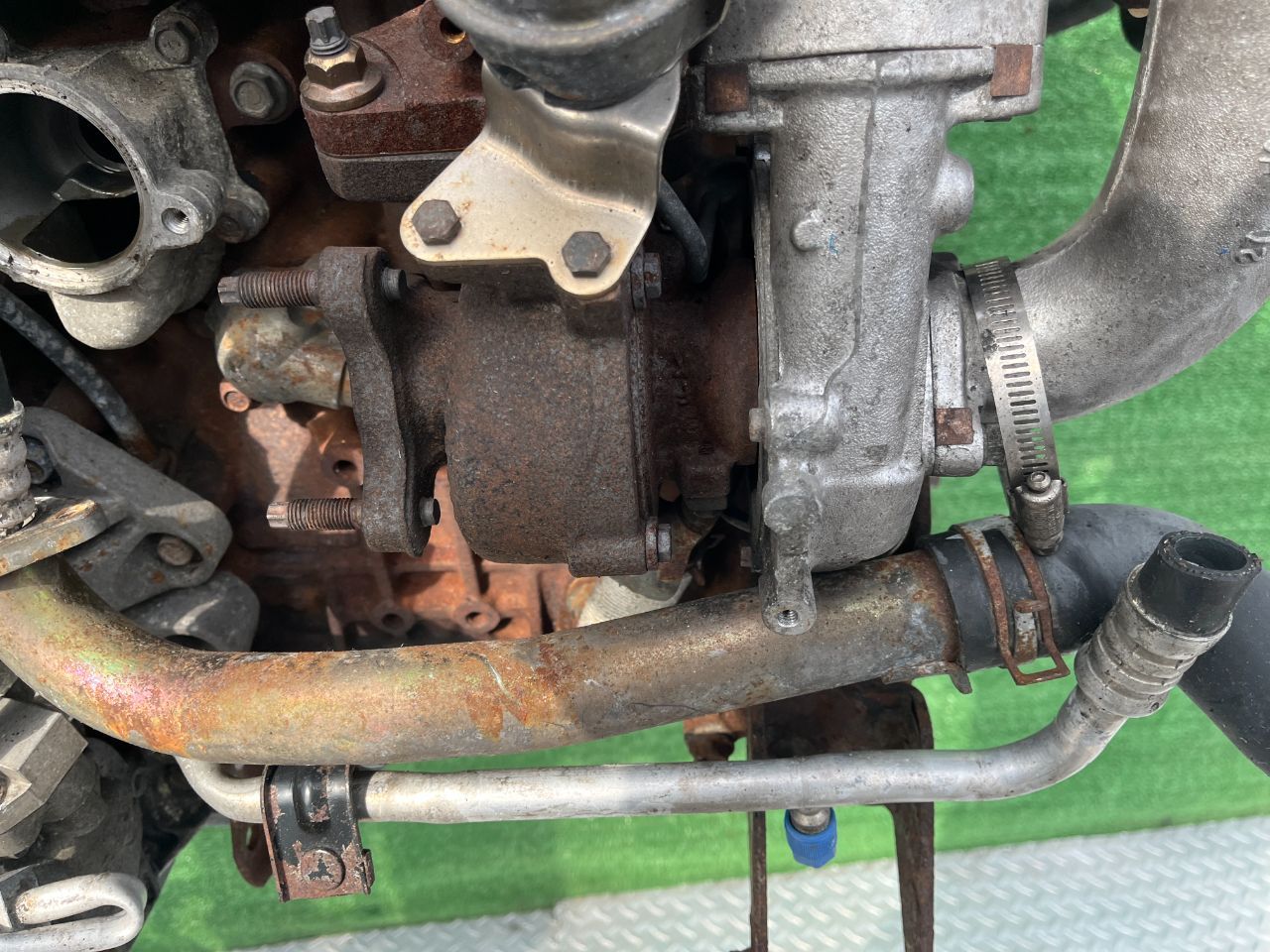 Двигатель Nissan Almera Tino 2.2л 1999 — фото 19