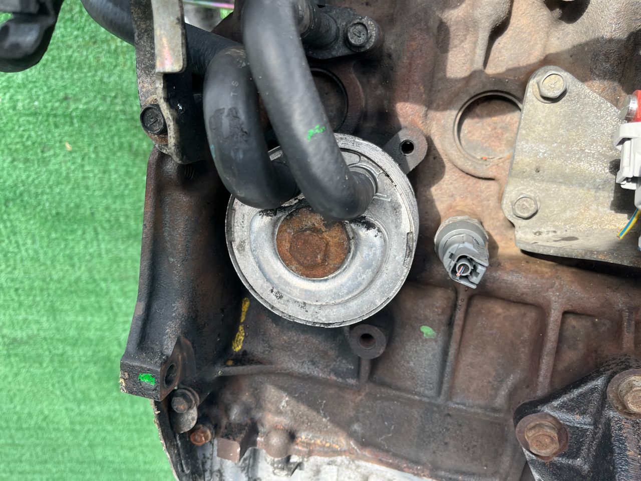 Двигатель Nissan Almera Tino 2.2л 1999 — фото 11