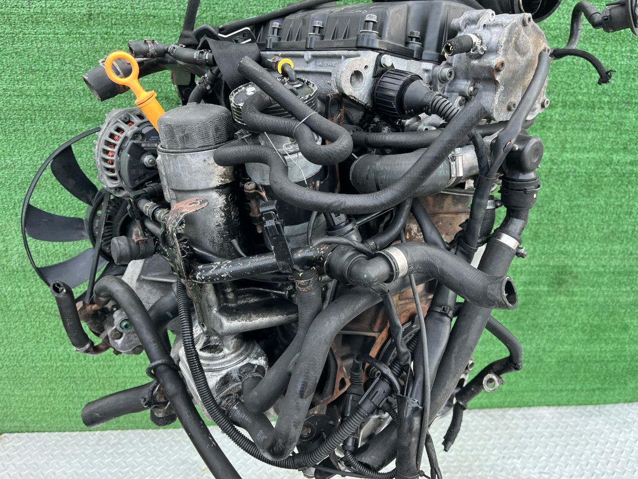 Двигатель Volkswagen Passat 1.9л 2002 — фото 8