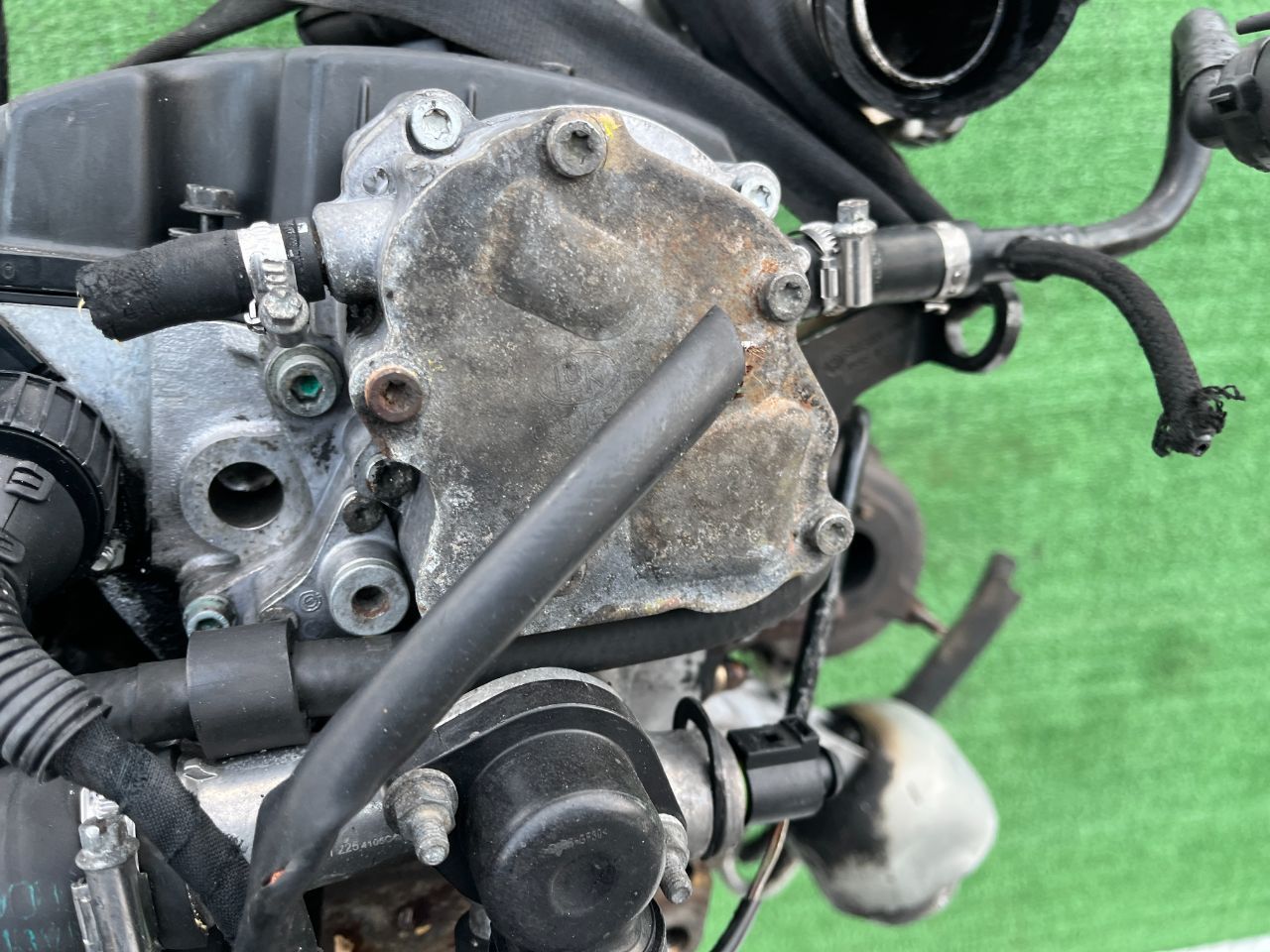 Двигатель Volkswagen Passat 1.9л 2002 — фото 13