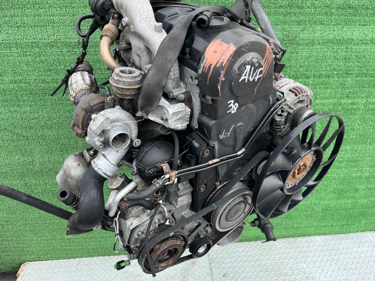 Двигатель Volkswagen Passat 1.9л 2002 — фото 5