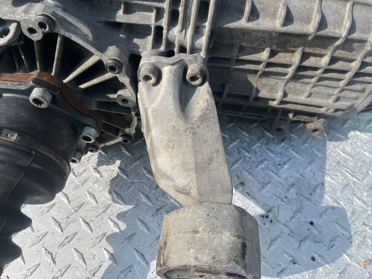 Кронштейн КПП