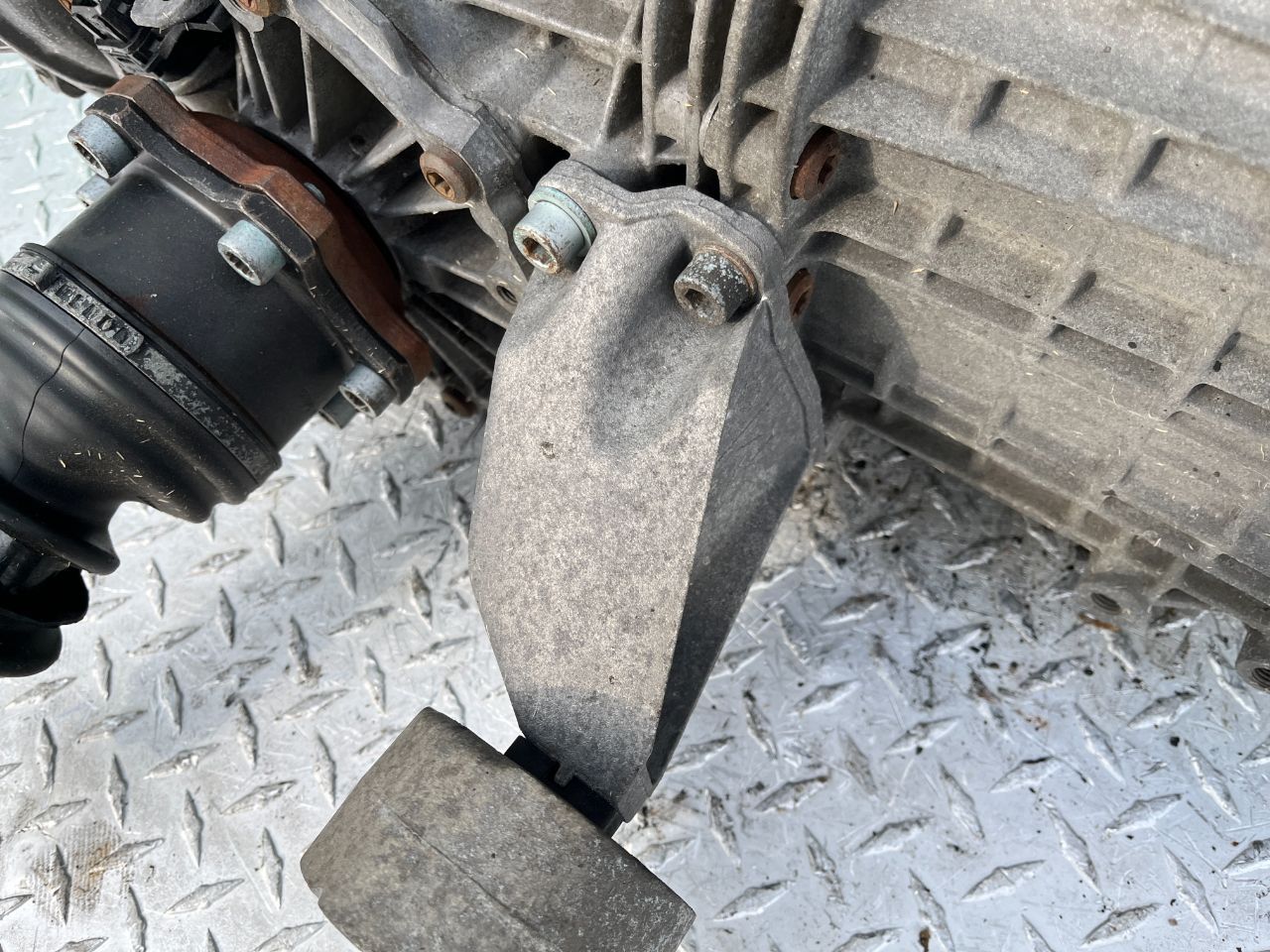Кронштейн КПП