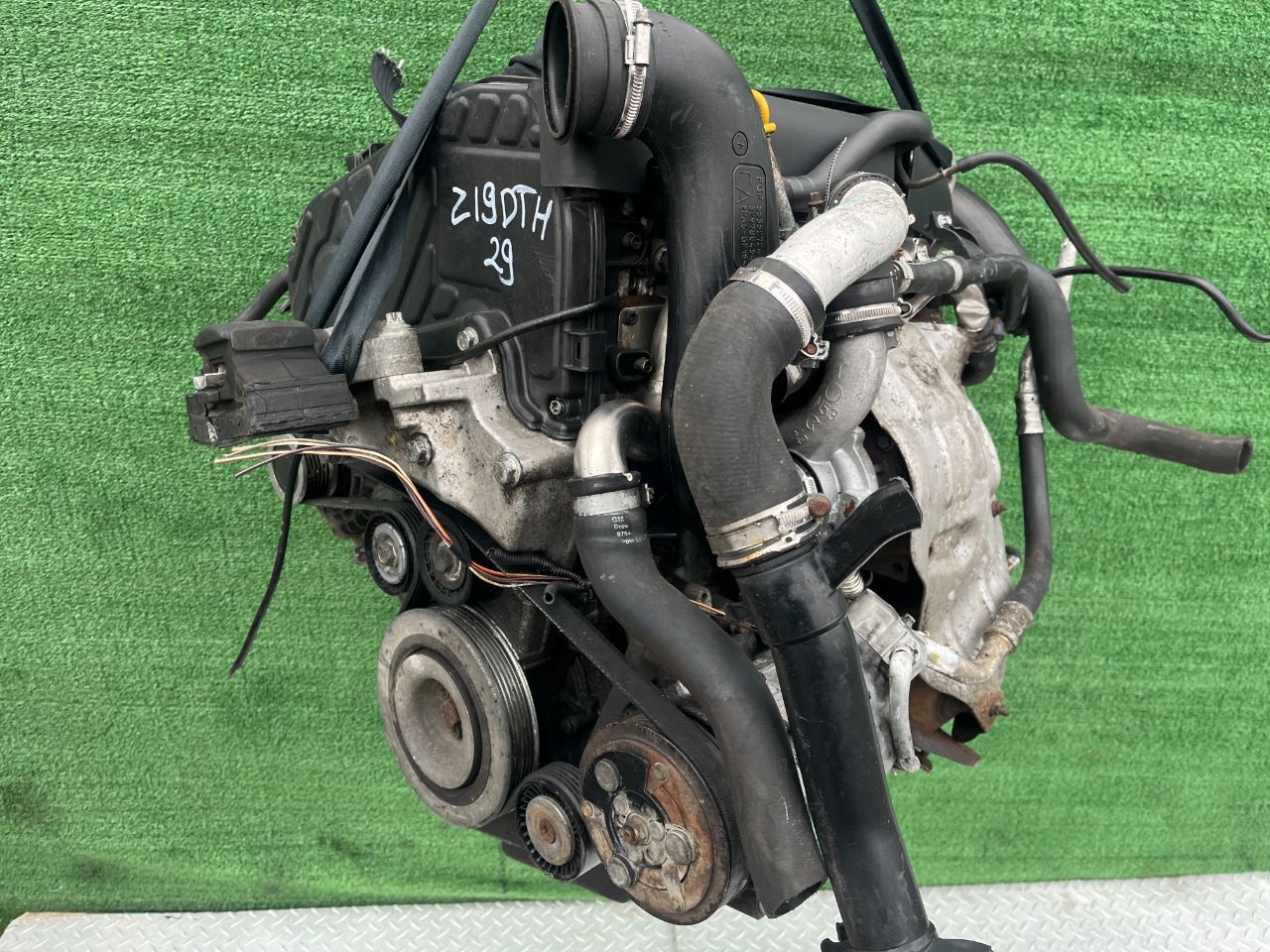 Двигатель Opel Vectra 1.9л 2004 — фото 7