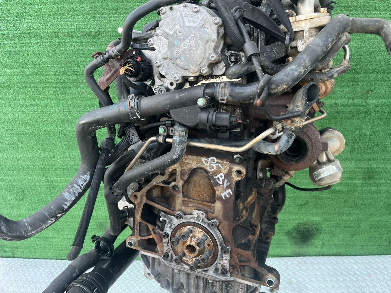 Двигатель Volkswagen Passat 1.9л 2005 — фото 5