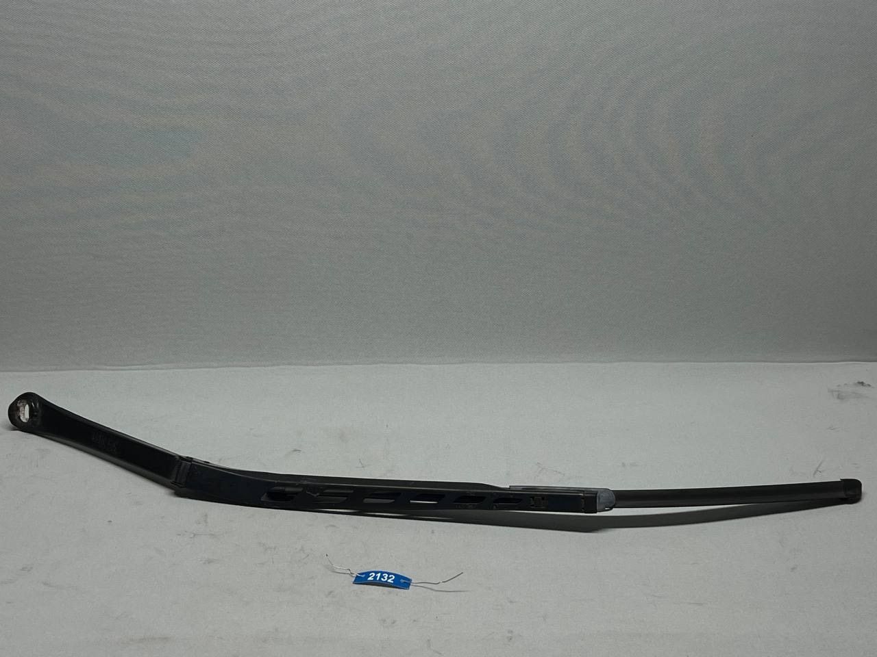 BMW 5 E60/E61 — Щеткодержатели (поводок стеклоочистителя, дворник), фото 1