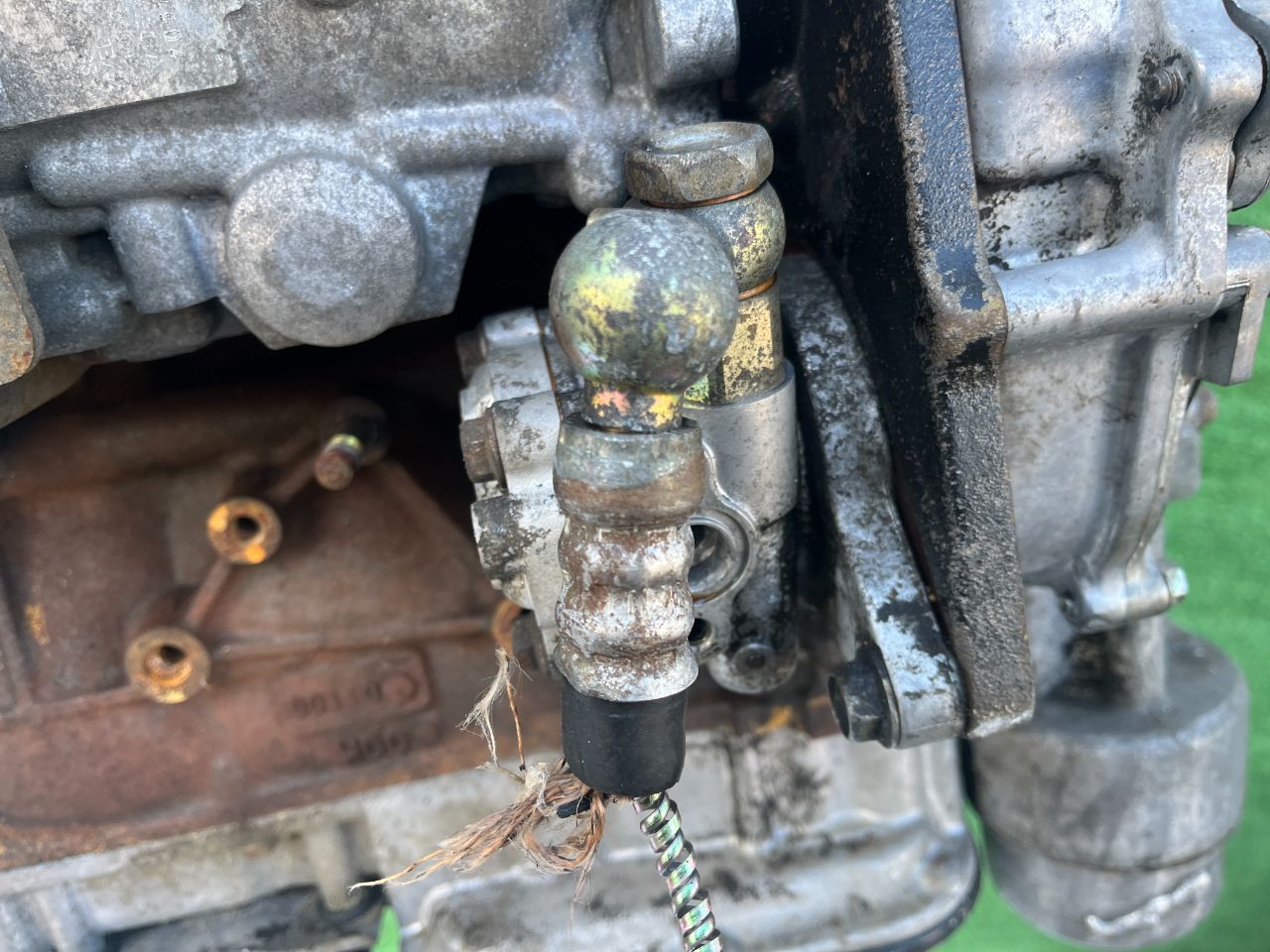 Двигатель Nissan Almera Tino 2.2л 2000 — фото 14