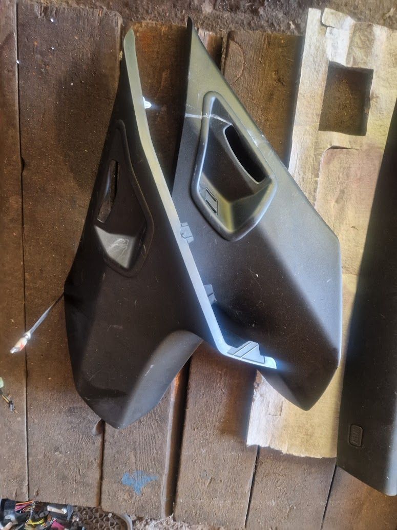 Обшивка стойки