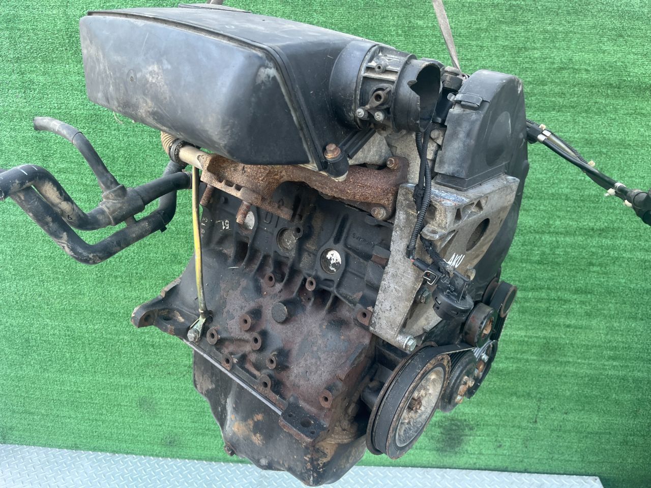 Двигатель Volkswagen Polo 1.7л 1999 — фото 6