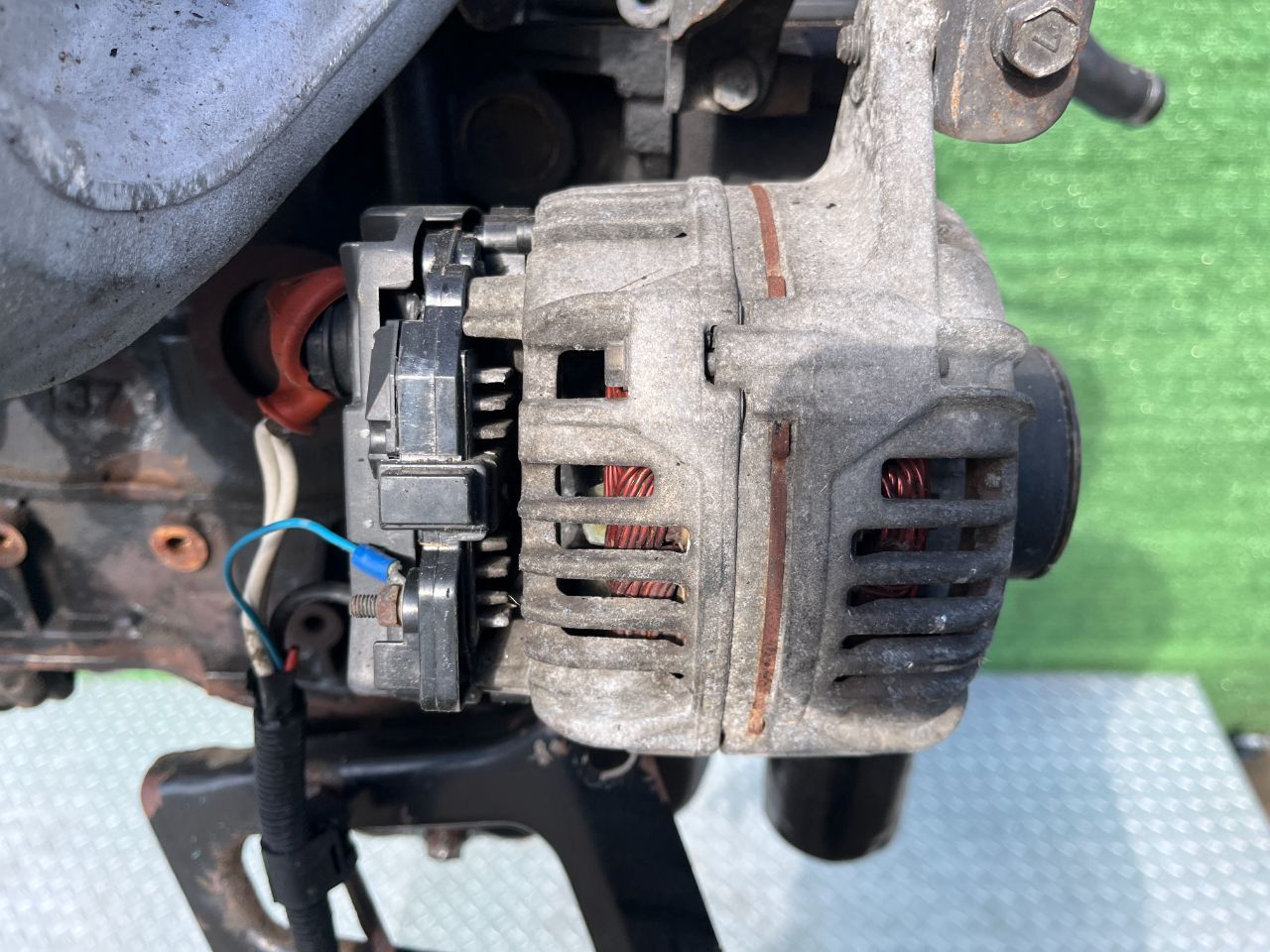 Двигатель Mitsubishi Carisma 1.6л 2000 — фото 10