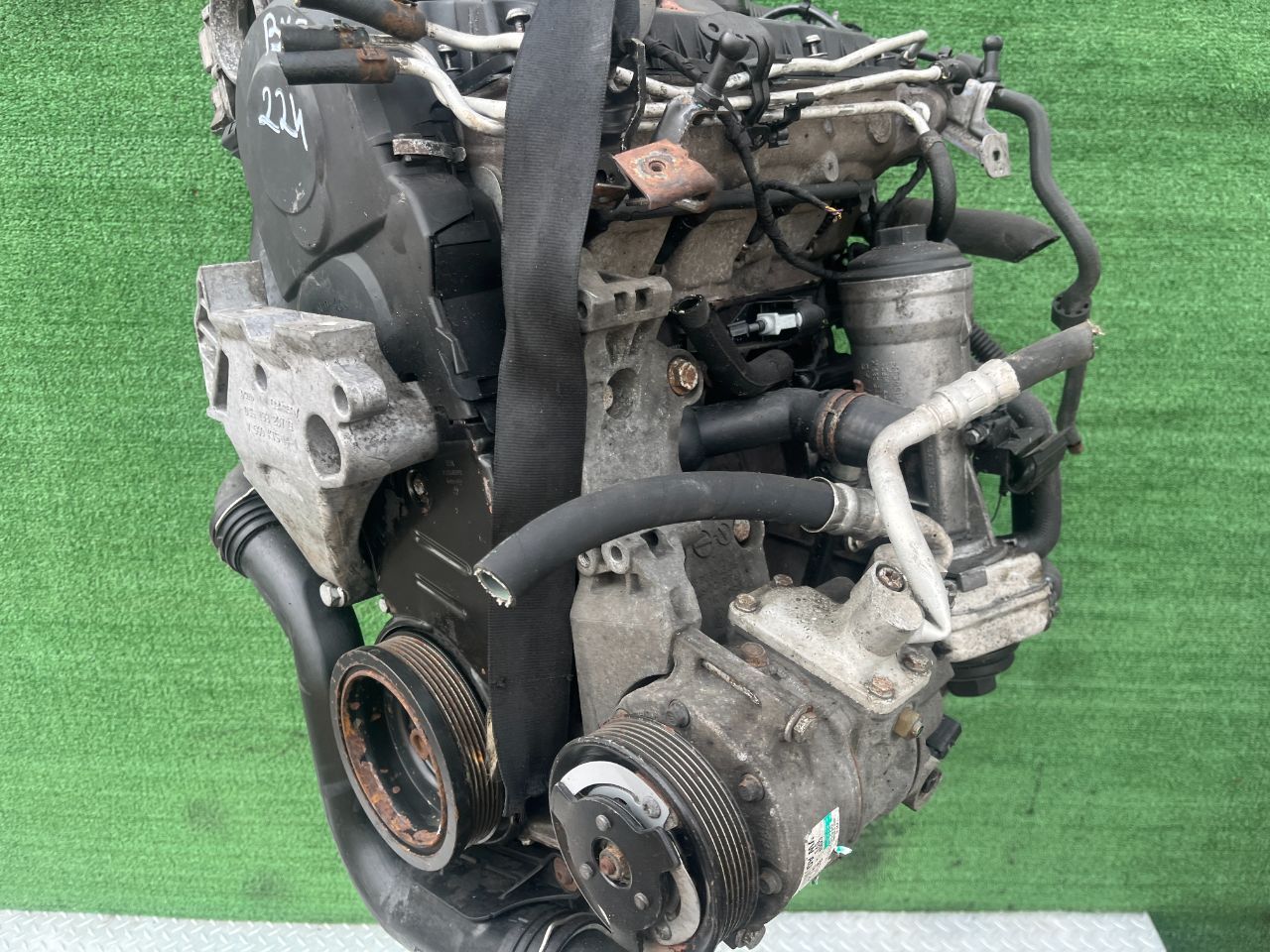 Двигатель Volkswagen Passat 1.9л 2006 — фото 6