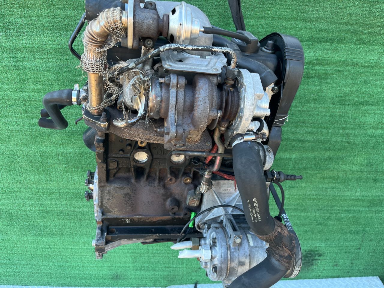 Двигатель Audi A4 1.9л 1999 — фото 4