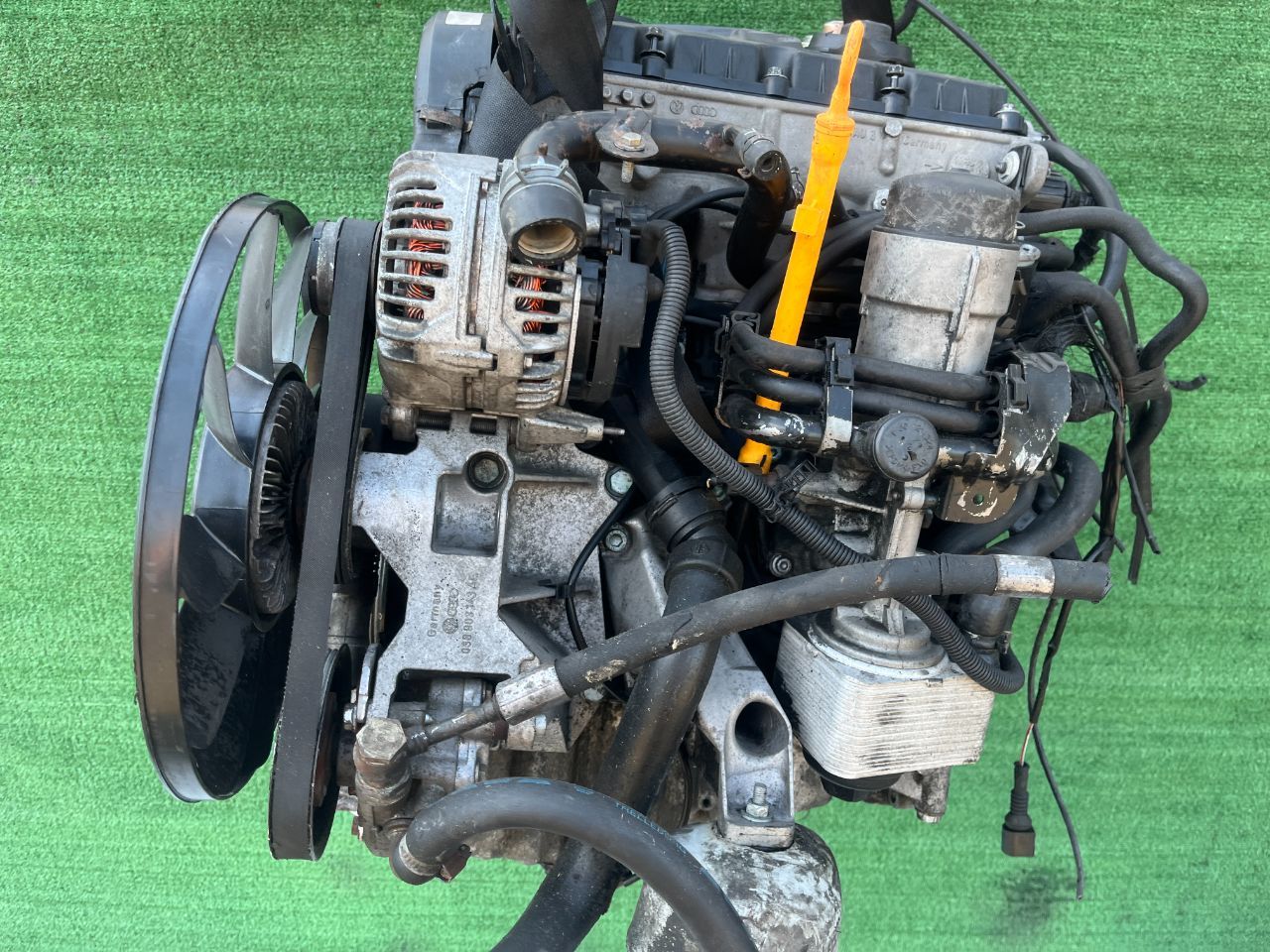 Двигатель Volkswagen Passat 1.9л 2002 — фото 4