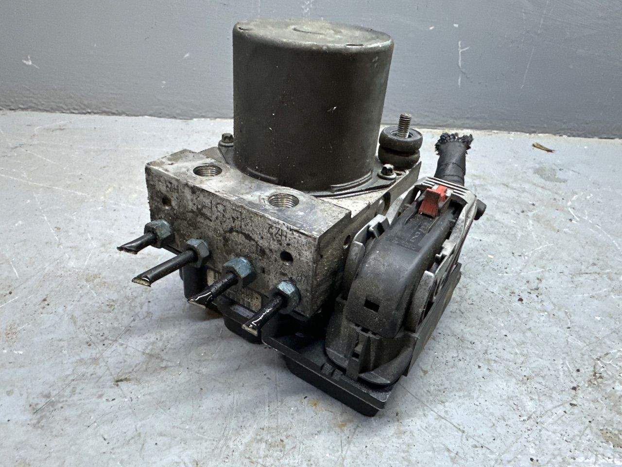 Блок АБС (ABS)