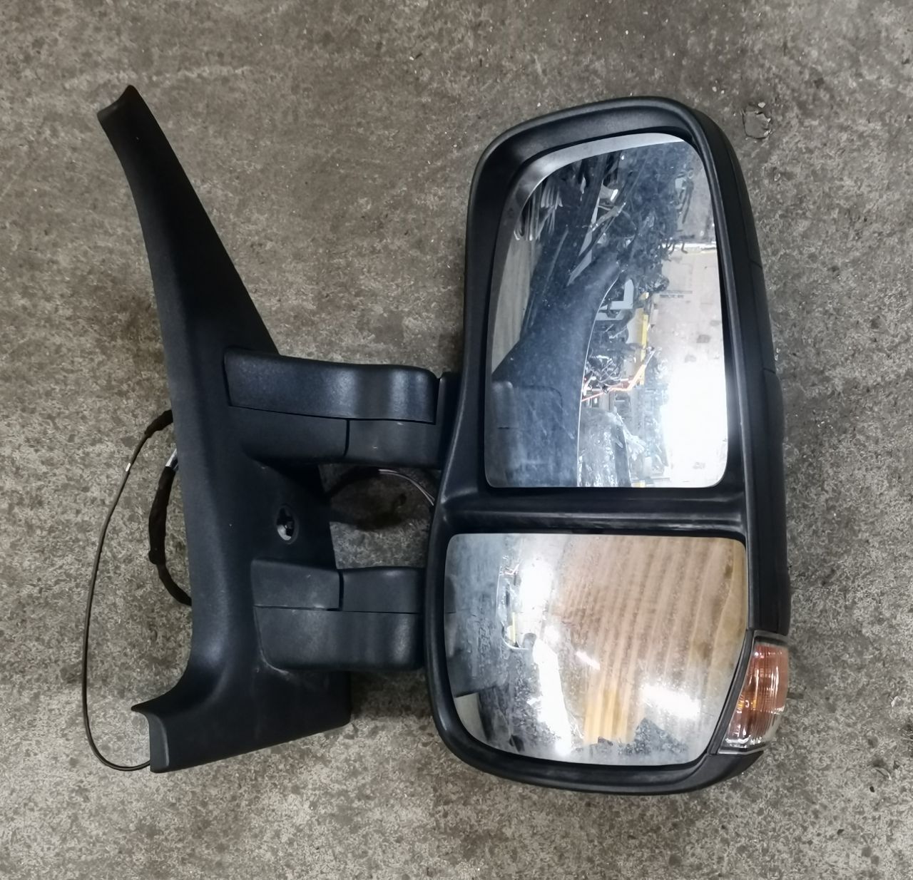 Зеркало правое, Iveco Daily 5 2011