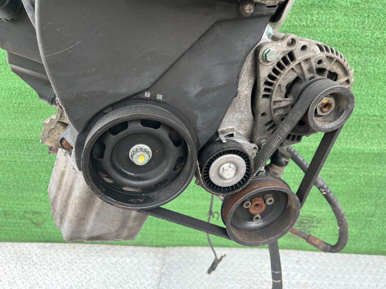 Двигатель Volkswagen Golf 1.4л 2000 — фото 13