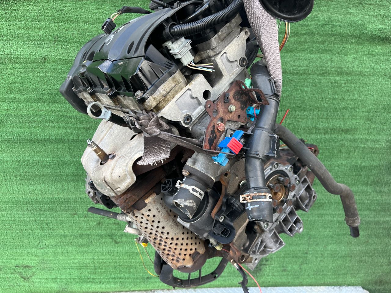 Двигатель Citroen C3 1.6л 2002 — фото 8