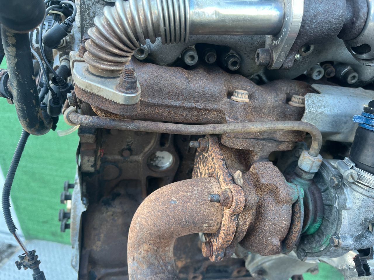 Масляная трубка турбины