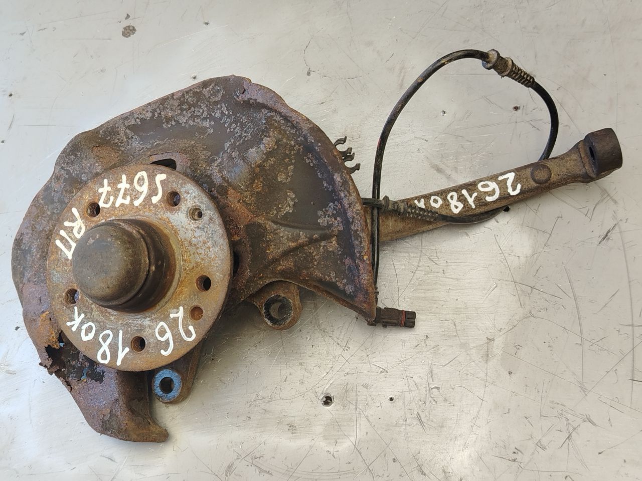 Ступица передняя правая