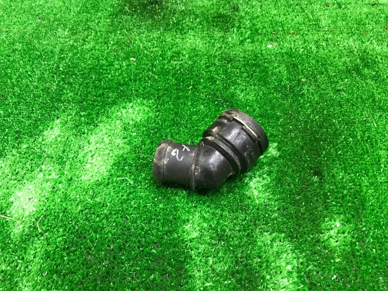 Фланец (тройник) системы охлаждения