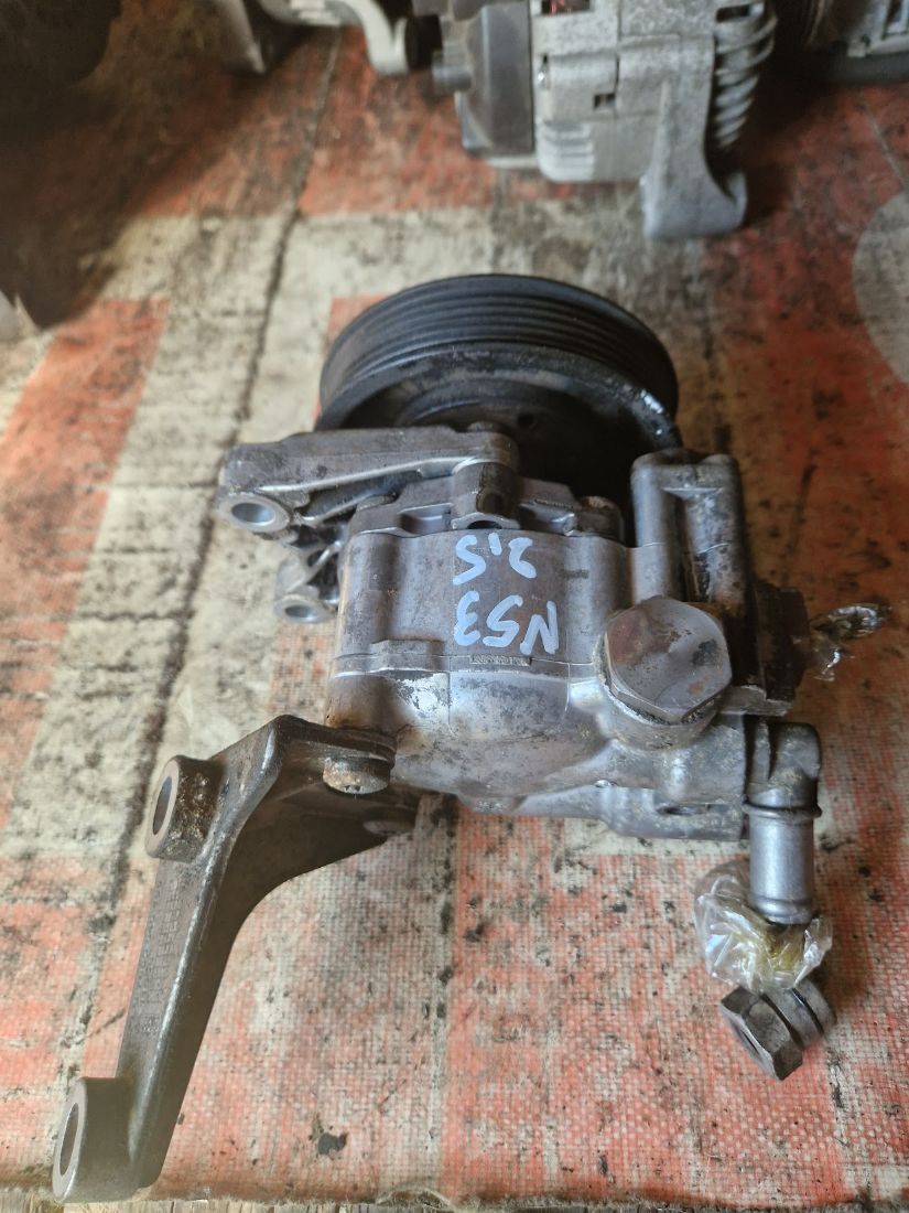 Насос гидроусилителя руля