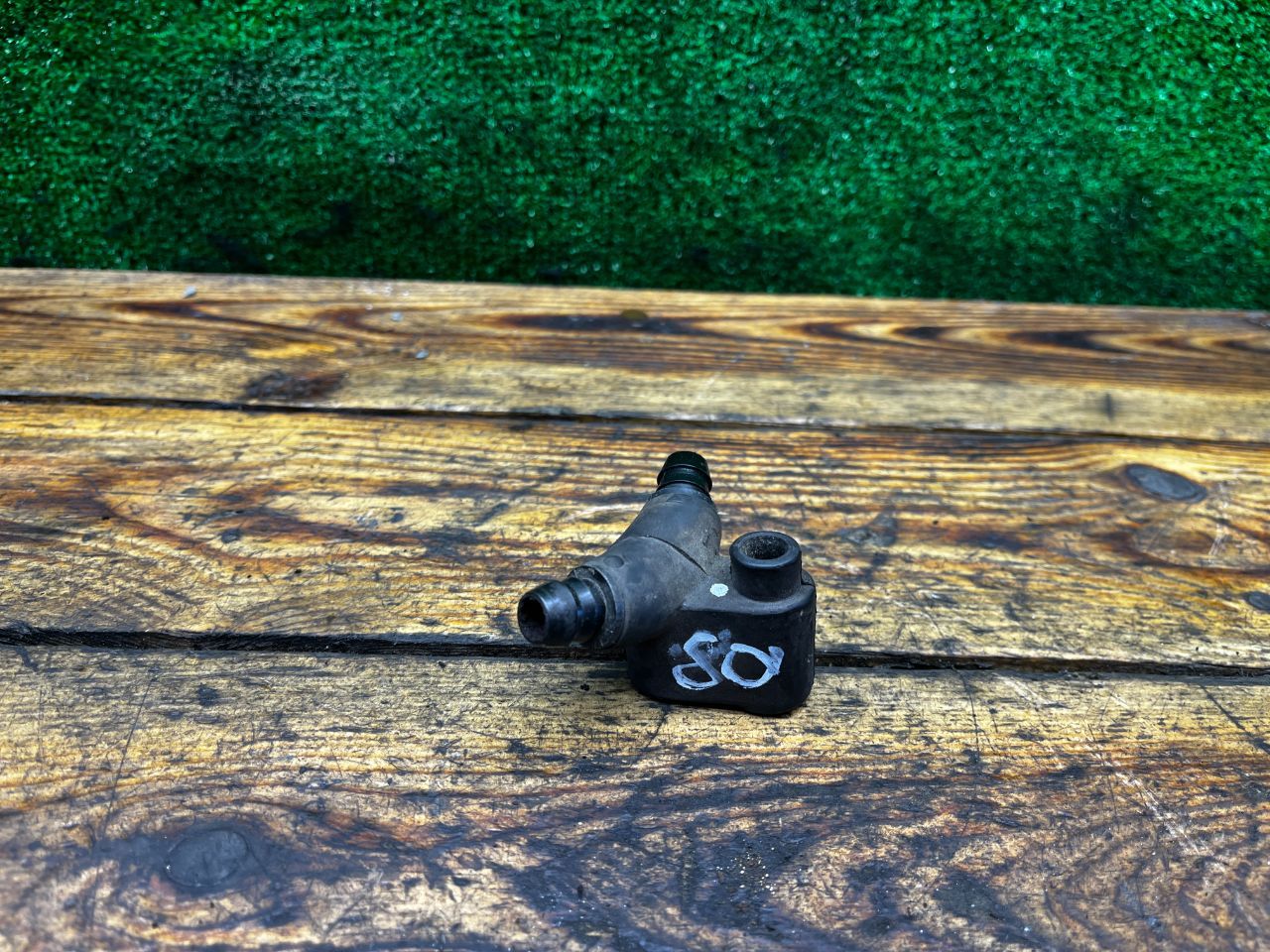 Патрубок вентиляции картера
