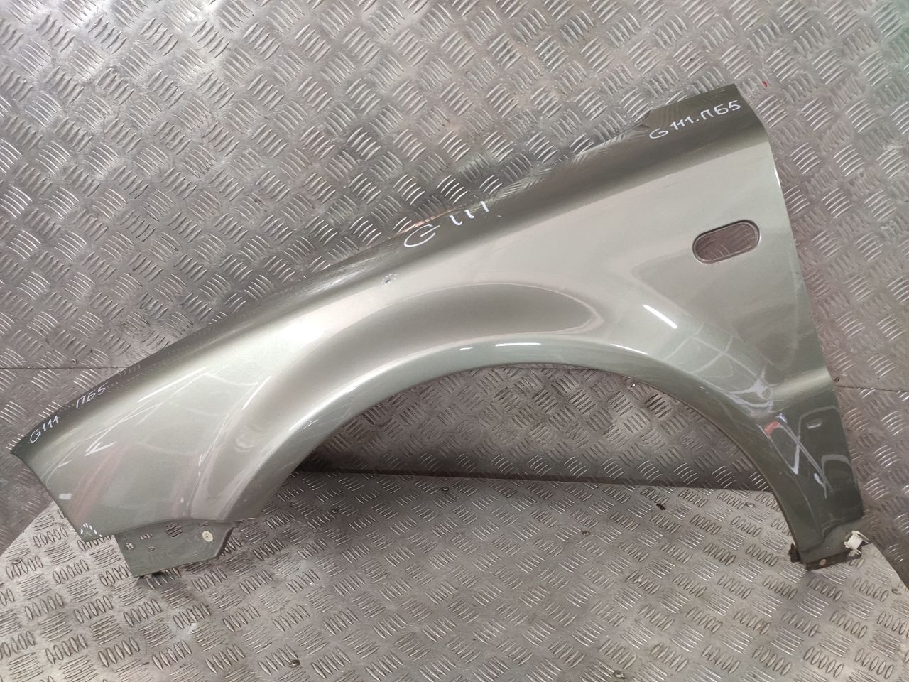 Крыло переднее левое Array Array 2003. Купить бу Array Array OEM №